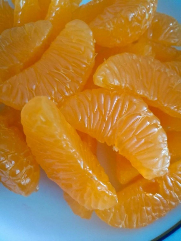 เนื้อส้มคั้นสดๆ ต้องส้มวโรรส